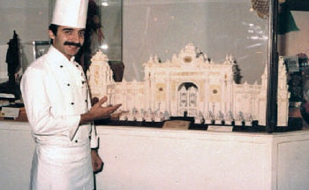 ￼DOLMABAHCE - Petite Fours Presentation - GOLD MEDAL