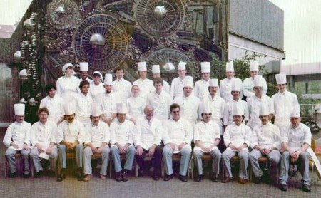 Executive Chef Gunter Scherrer (5th from right) and his crew with famous restaurateur Rudolf Katzenberger (6th from right). This photo was taken during Katzenberger’s one week promotion in San Francisco Restaurant.