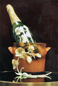 Pulling and blowing sugar of Perrier Jouet - CHAMPAGNE MUSEUM